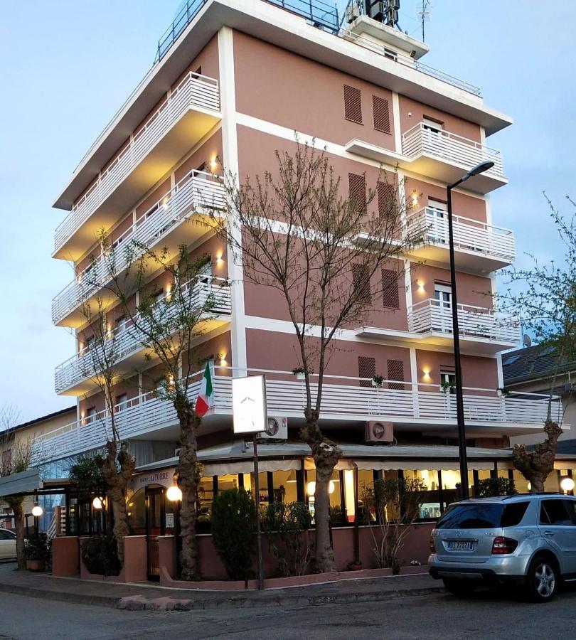 Hotel La Torre แชร์เวีย ภายนอก รูปภาพ