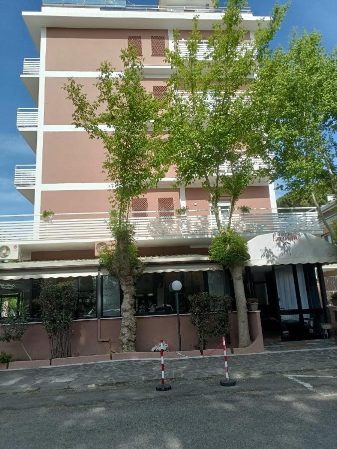 Hotel La Torre แชร์เวีย ภายนอก รูปภาพ